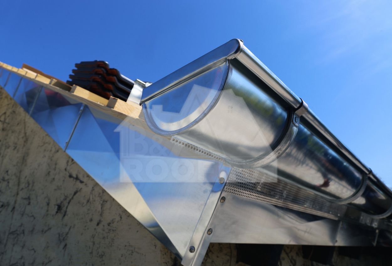 Metal Rafter Gutter Gutters For Metal Roofs: Choosing The Right System